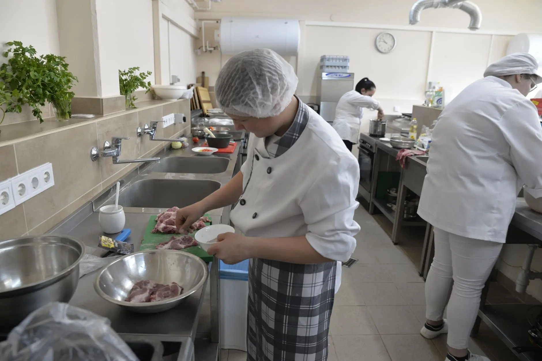 海南中小企业客户满意度报告编制要点与实用指南
